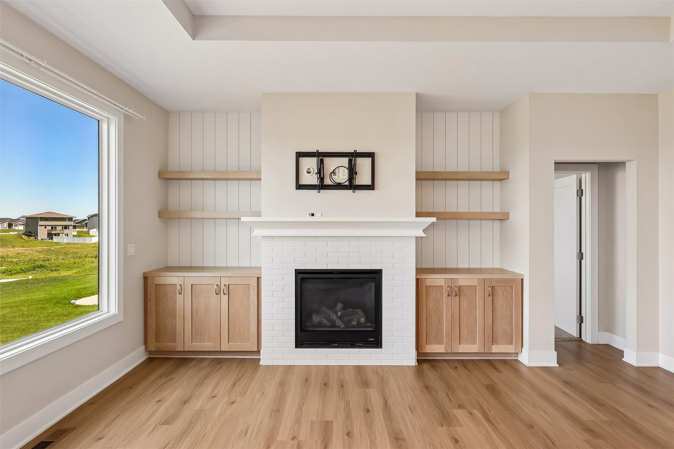 460 NW Gracewood Drive