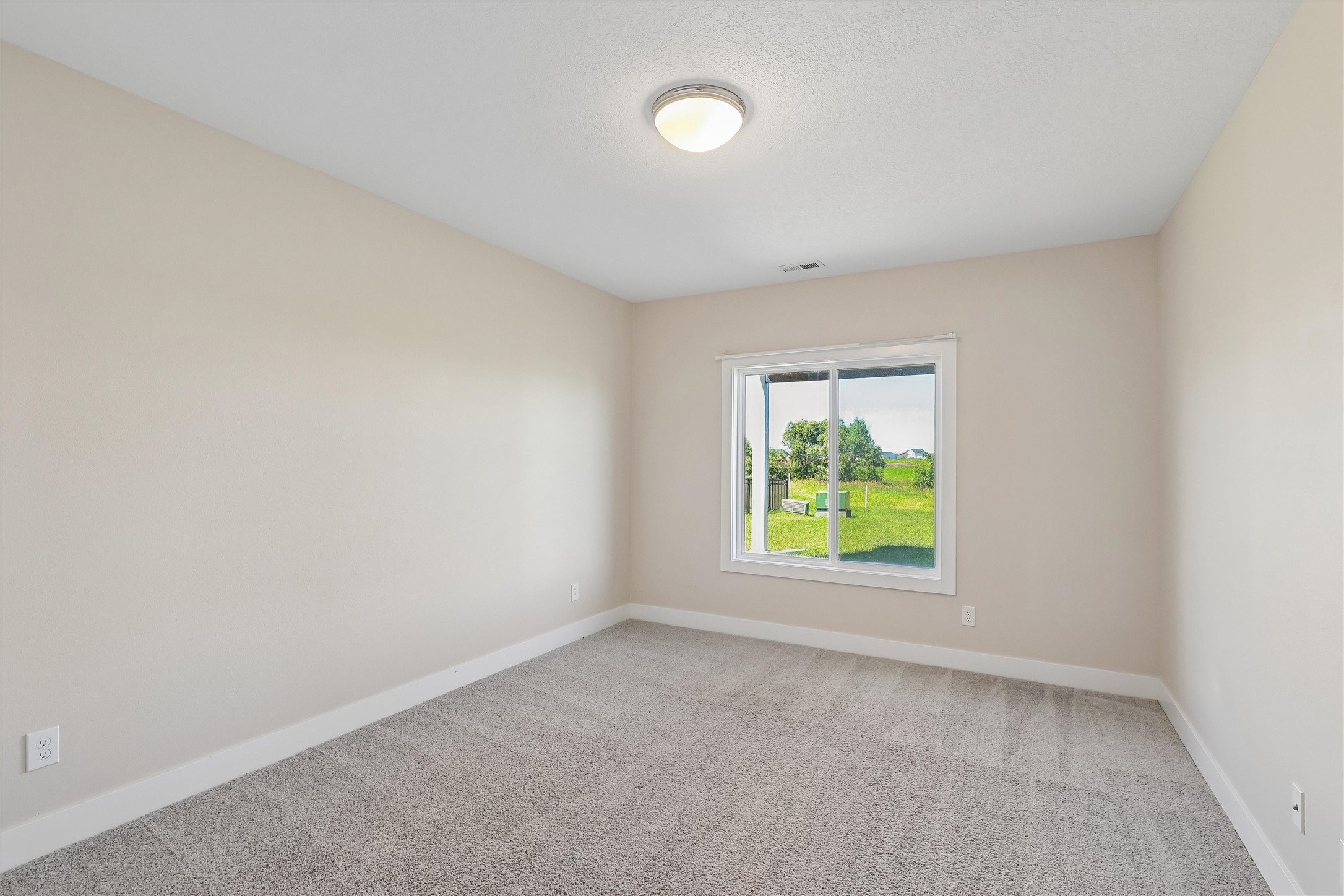 460 NW Gracewood Drive
