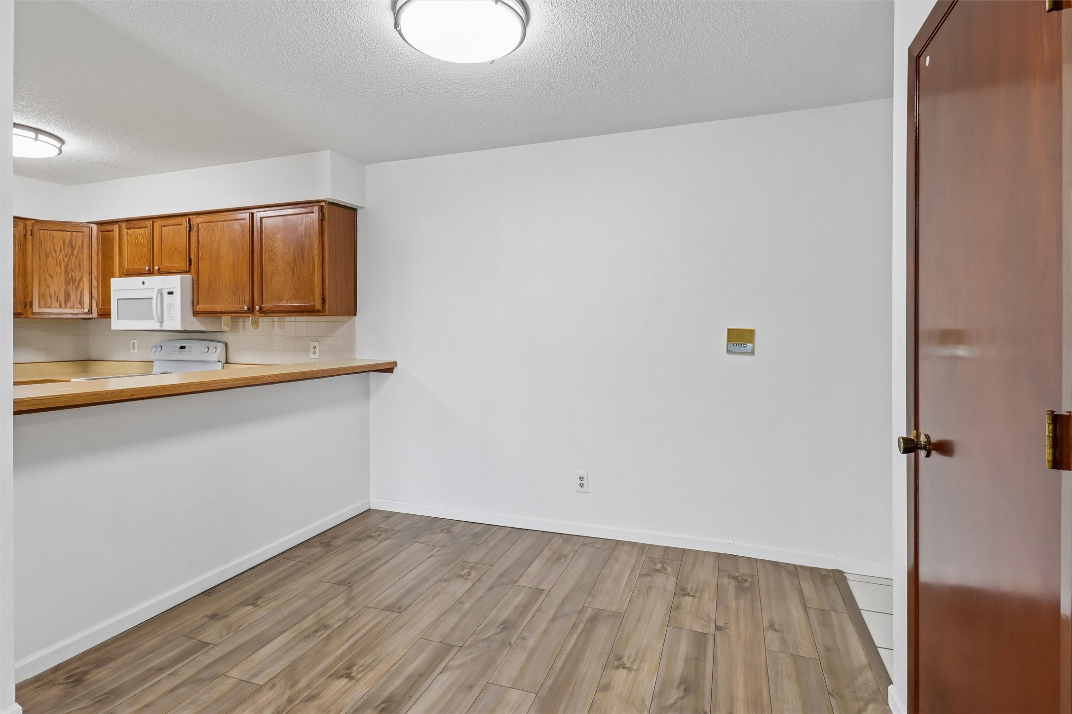 4829 86th Street 25