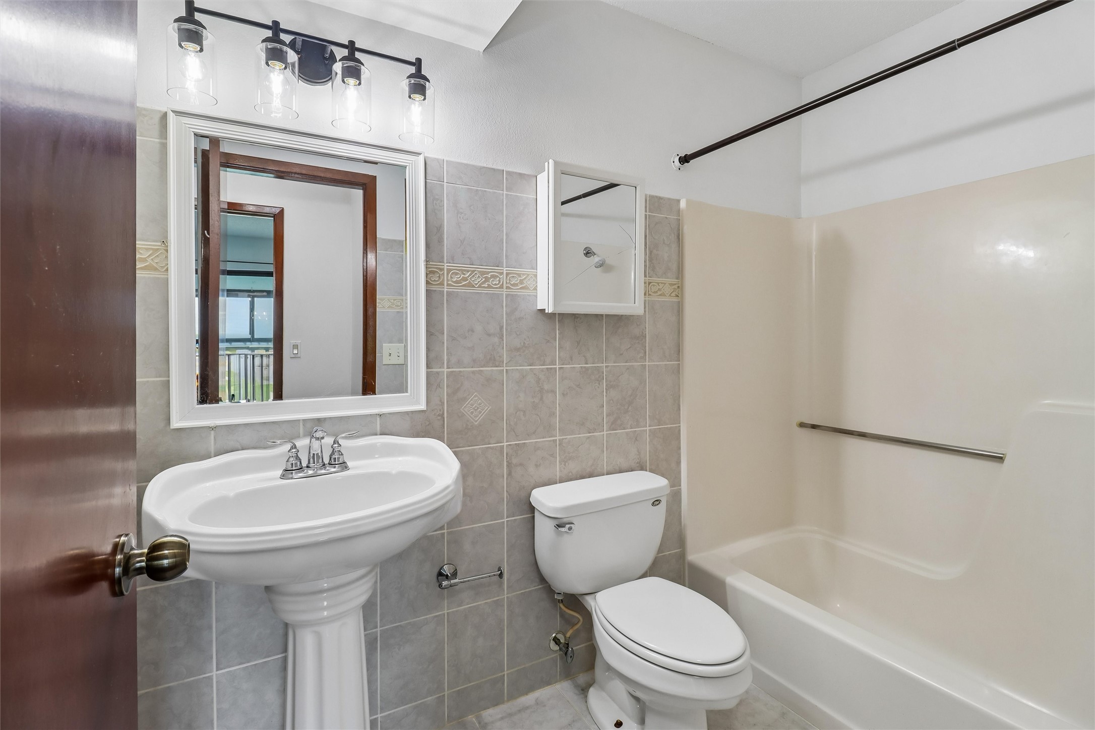 4829 86th Street 25