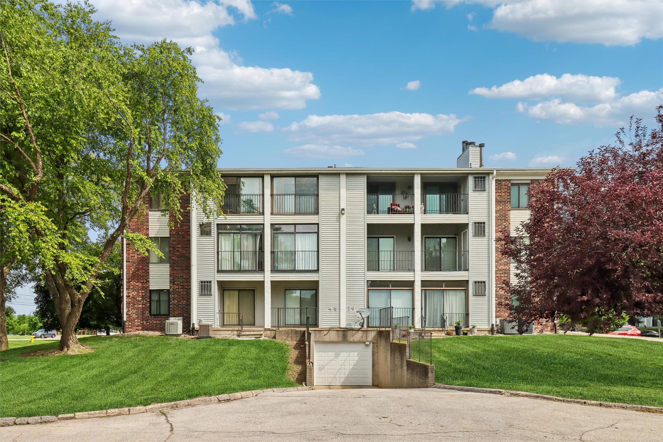 4829 86th Street 25