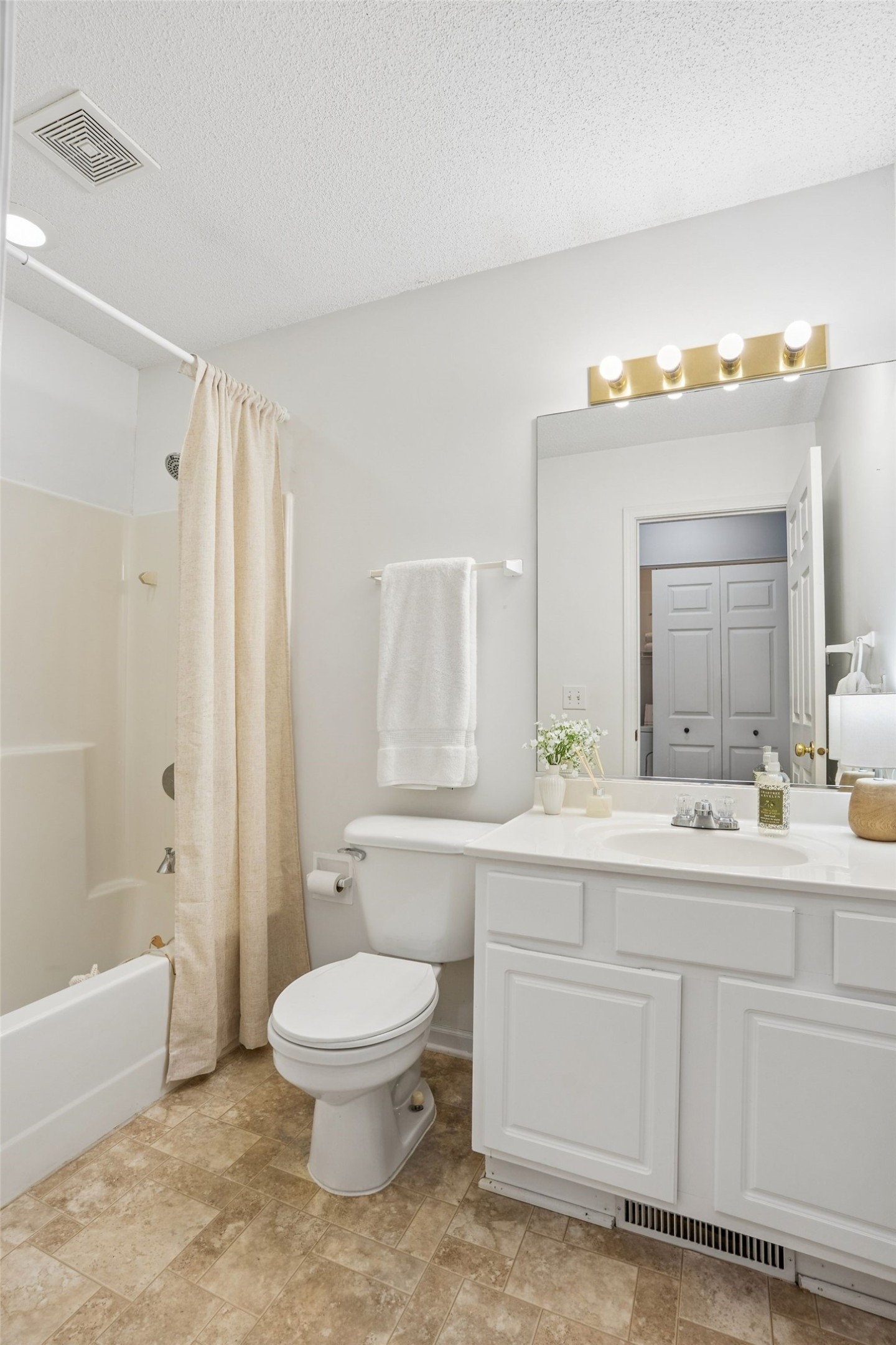 495 S 51st Street 45