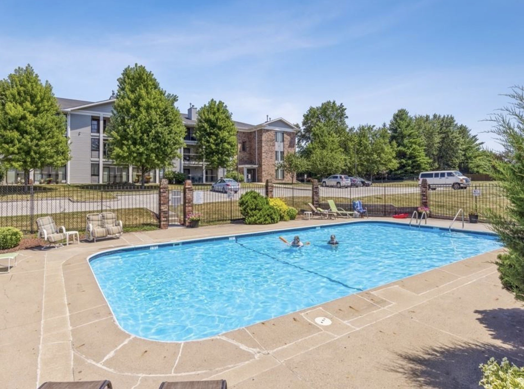 4829 86th Street 25