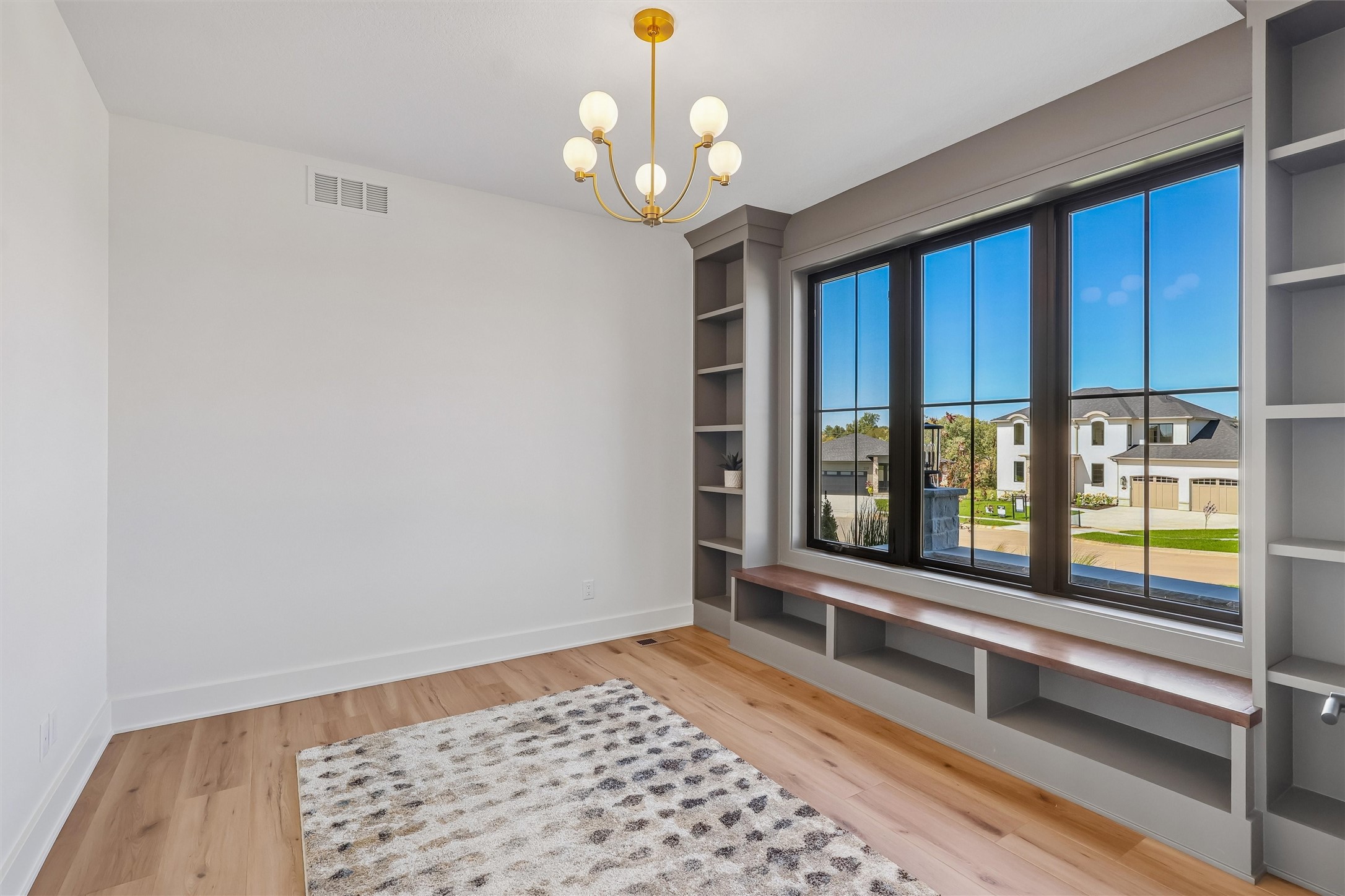 306 Emmett Court