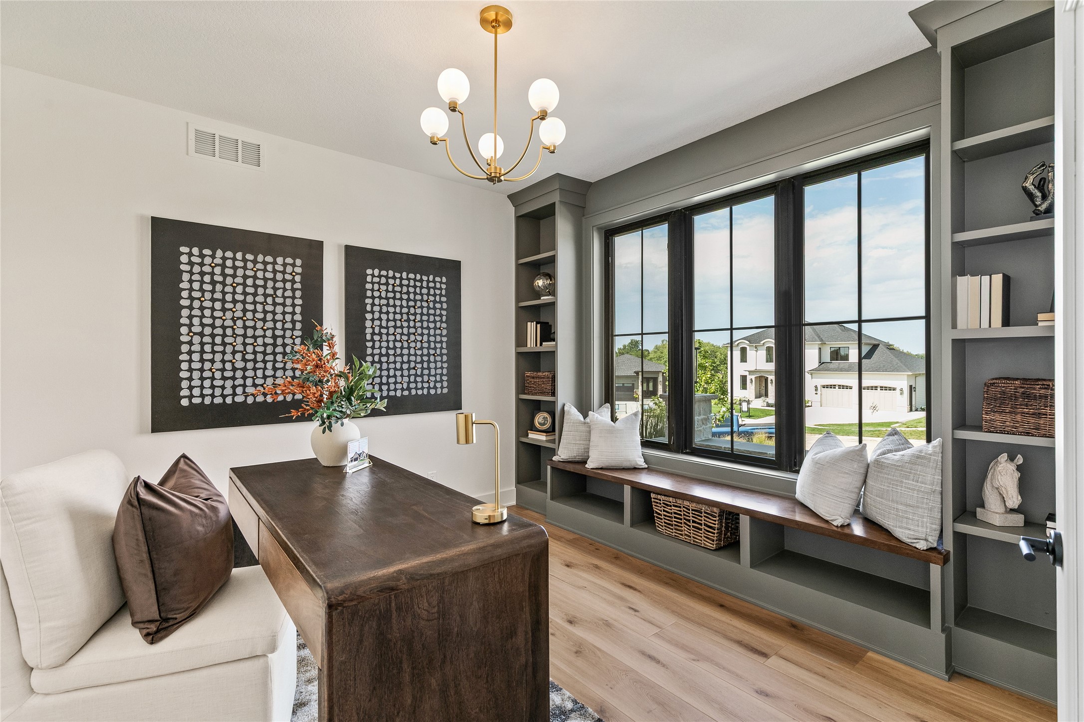 306 Emmett Court