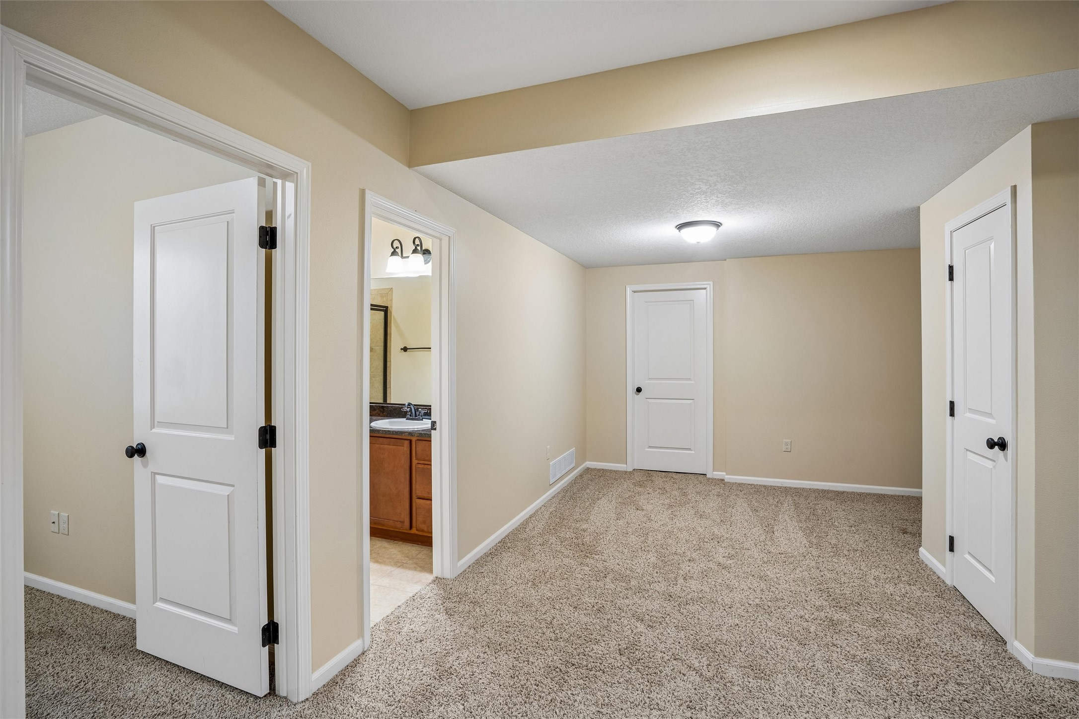 205 SE Telby Lane