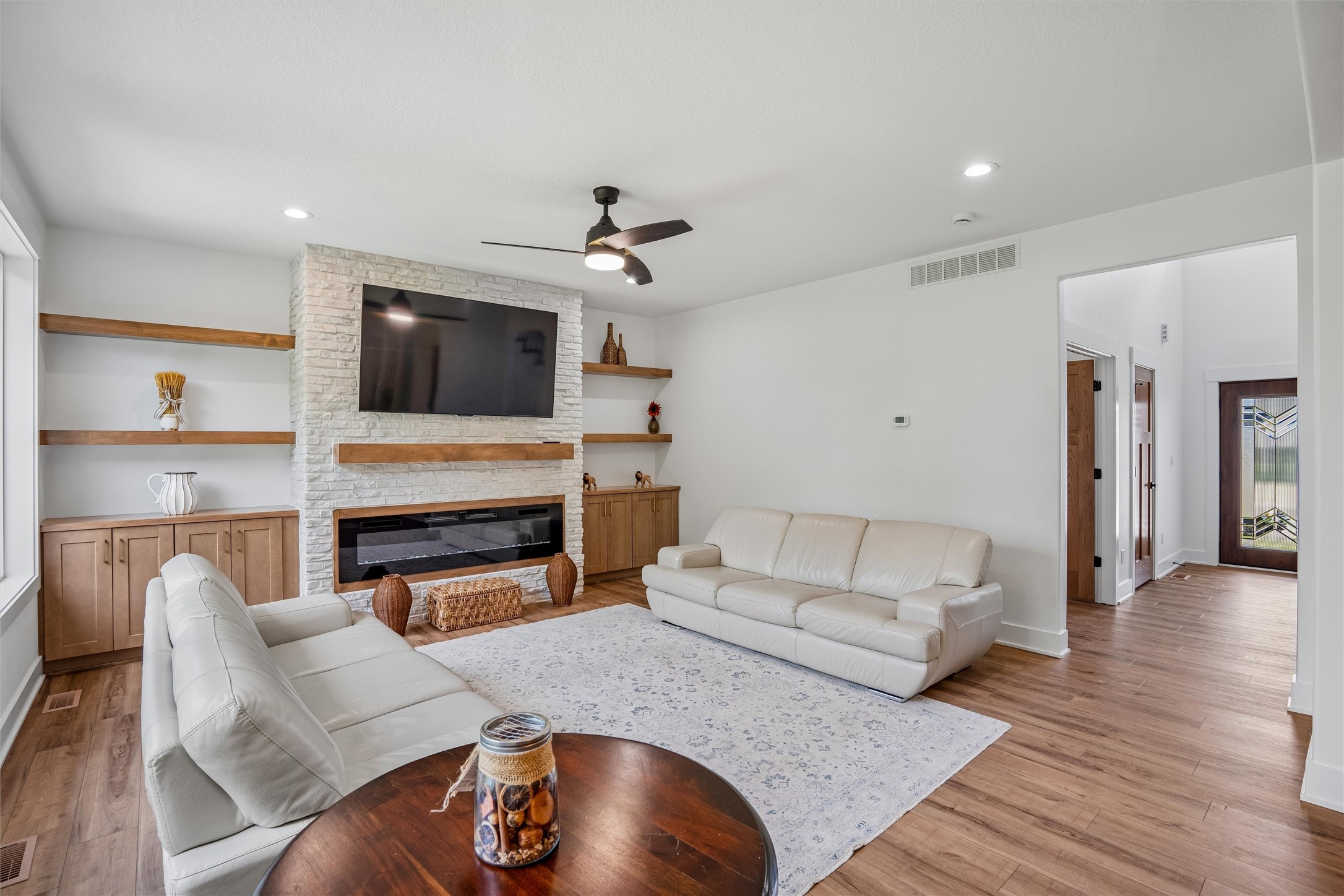 5380 Carter Court