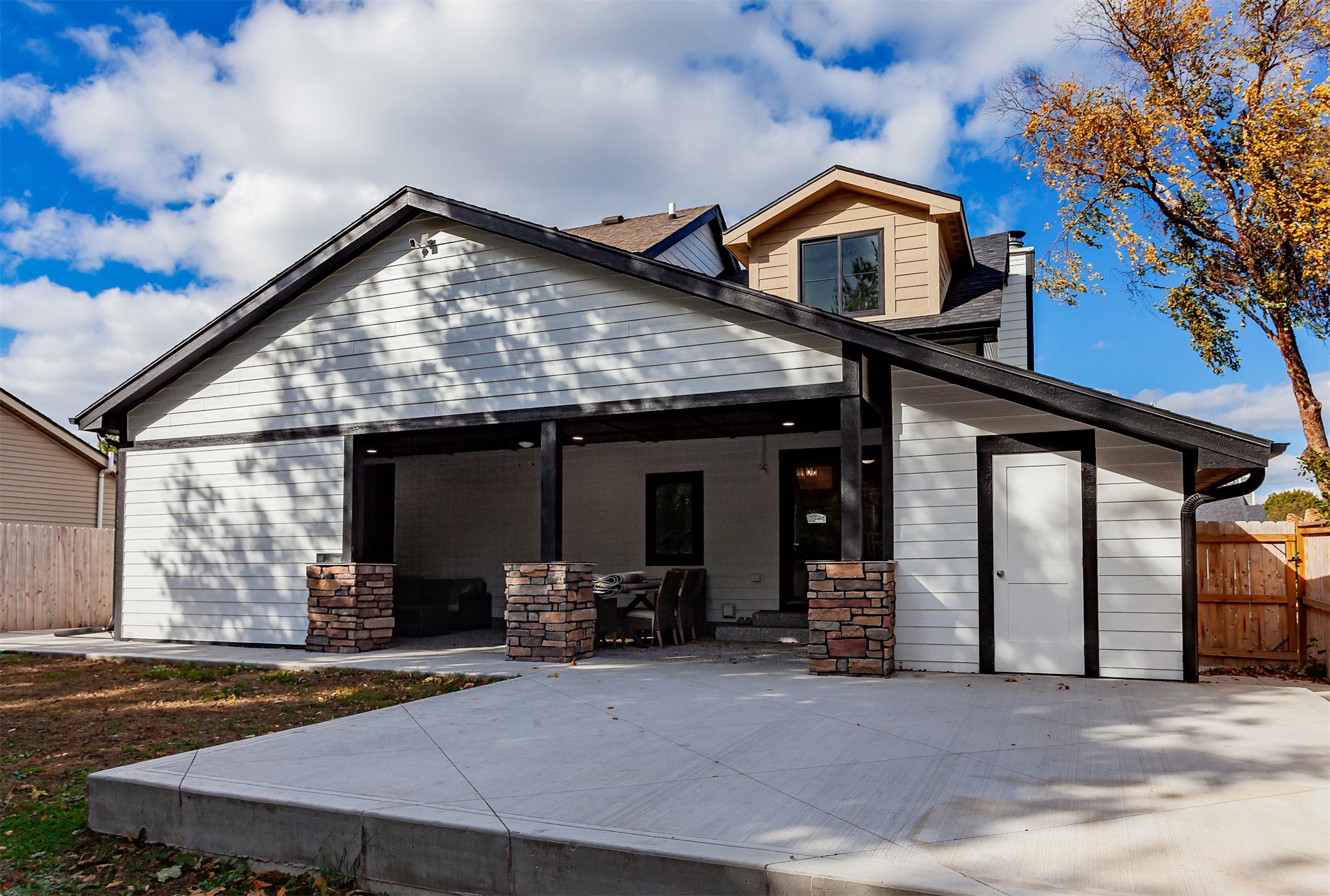 5920 Village Circle
