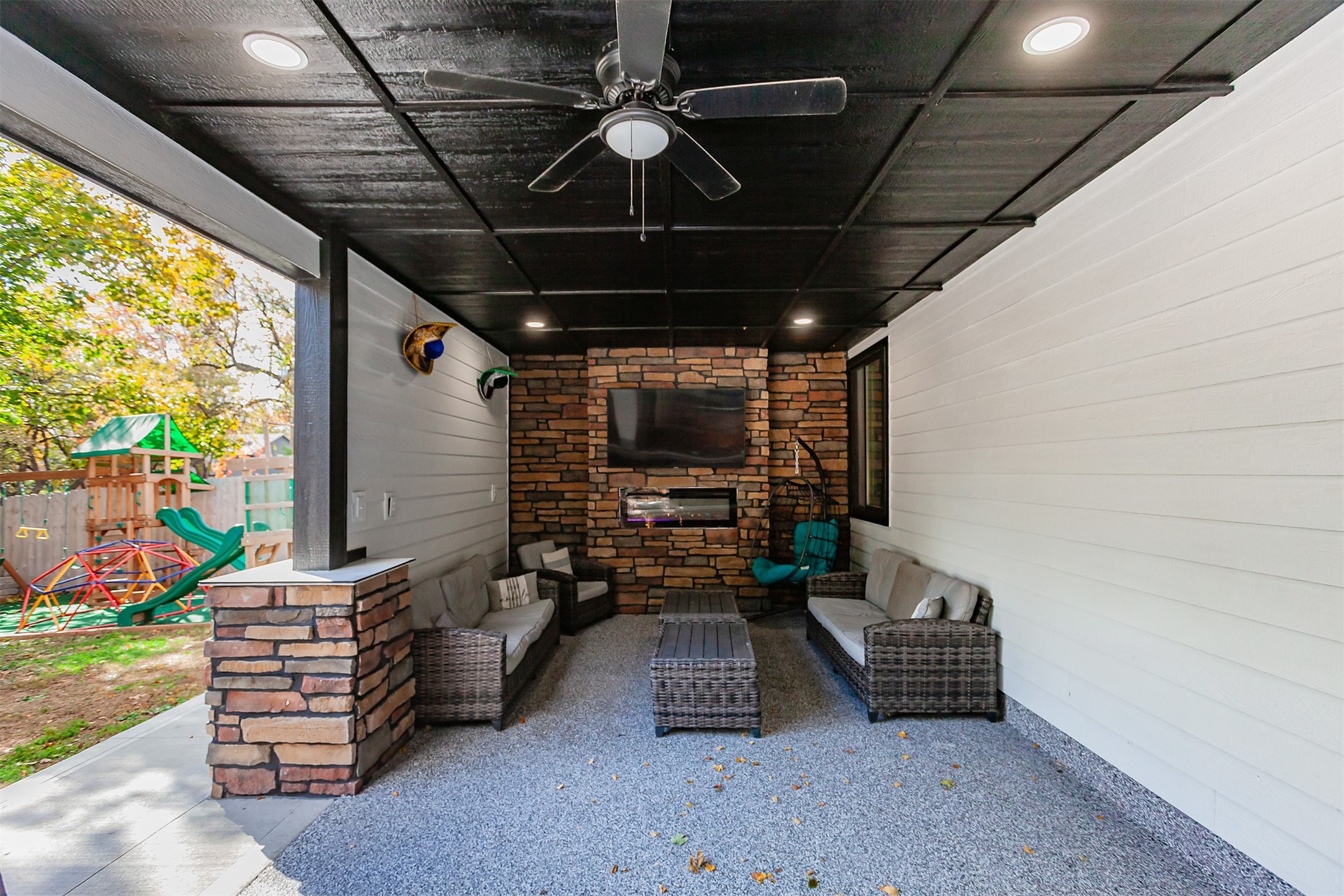 5920 Village Circle