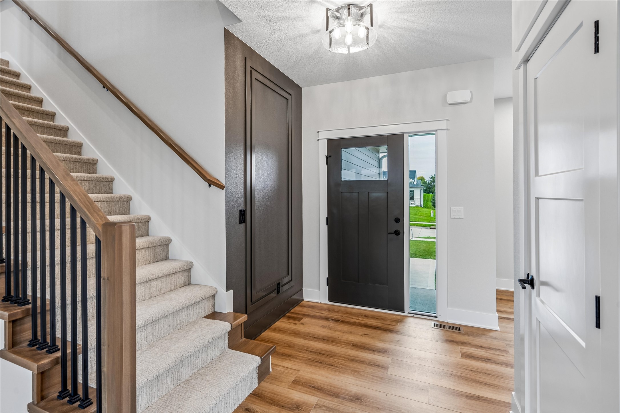 14311 Catalpa Drive