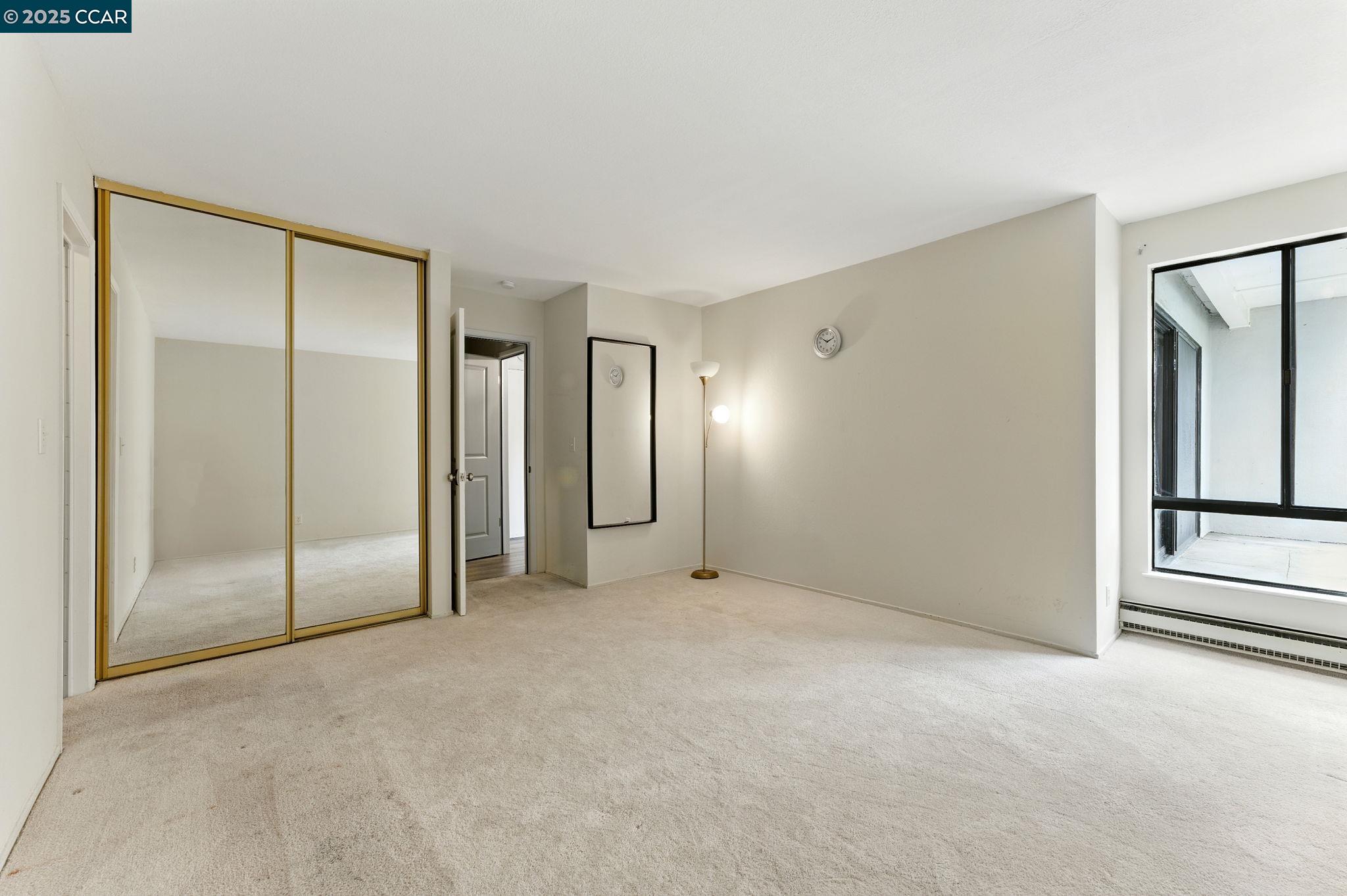 9 Commodore Dr # A208