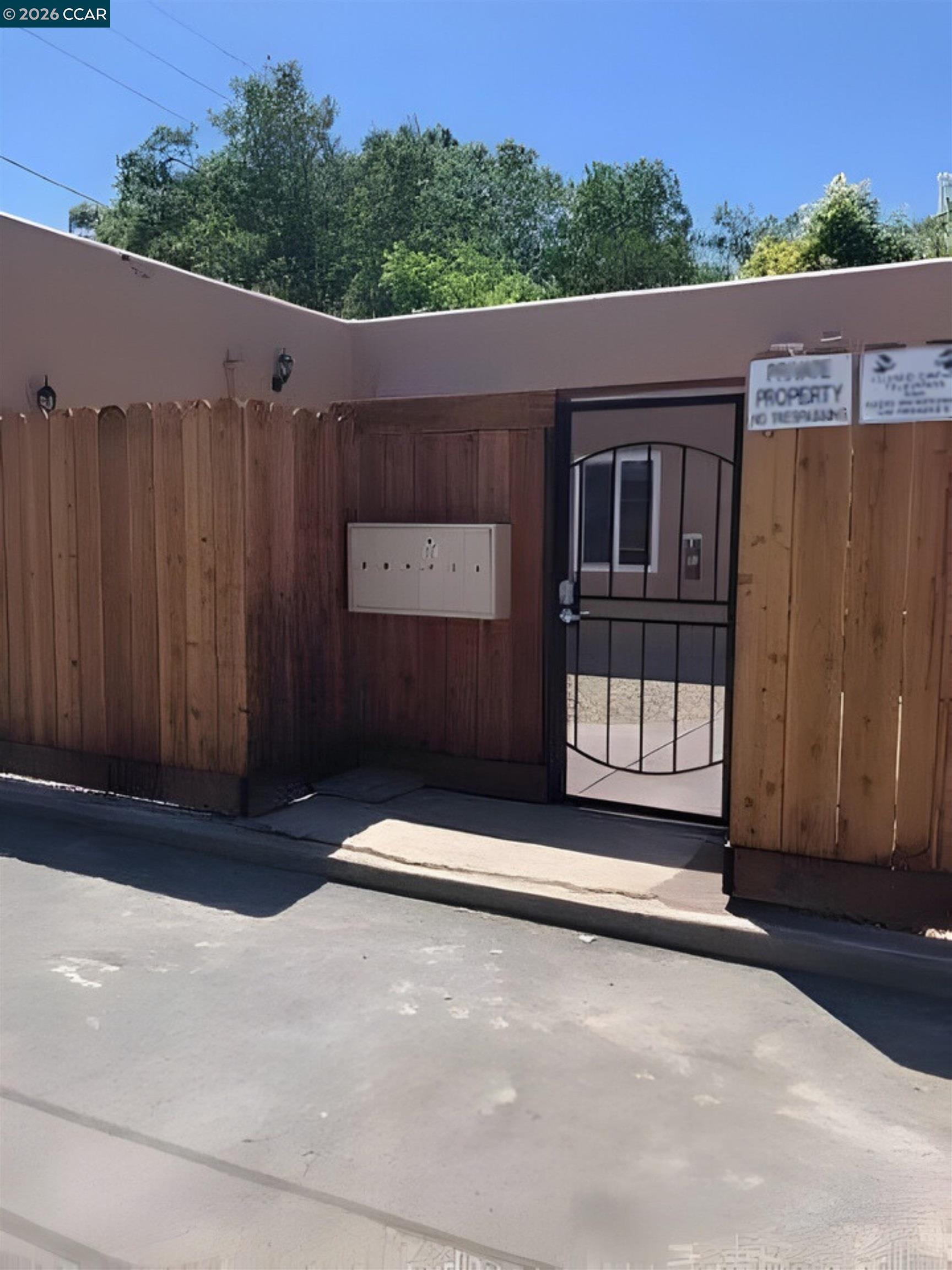 416 N 1/2 School St # 6 Unit: #6