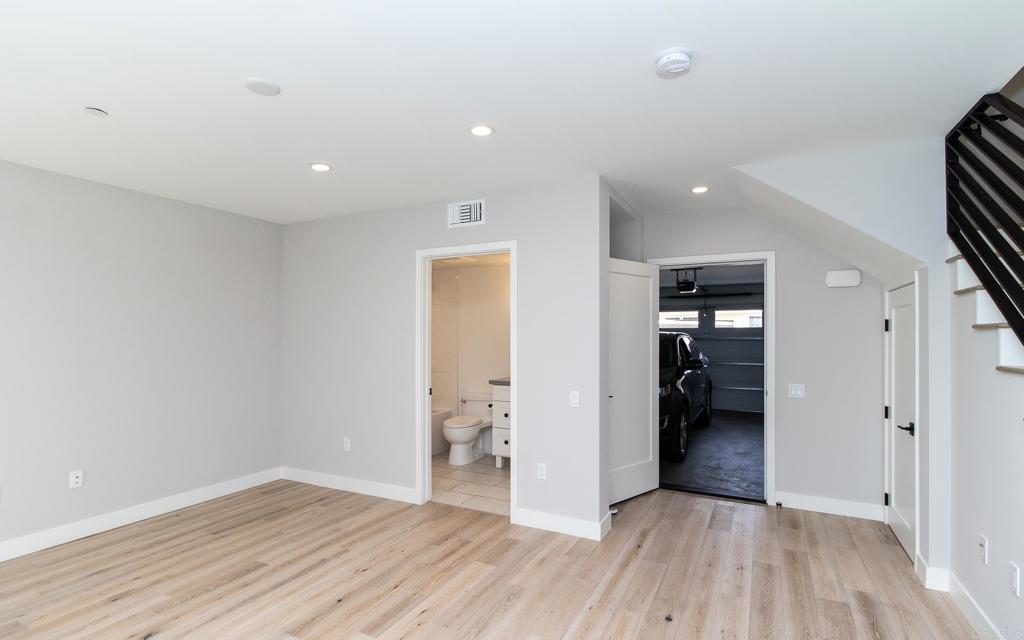 3341 Tyler Street