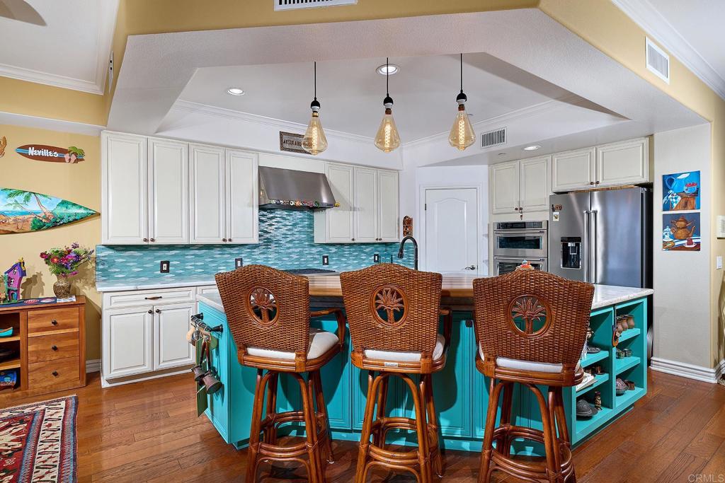 2744 Carlsbad Blvd. 204