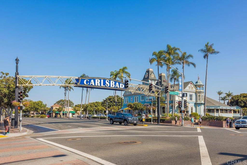 2744 Carlsbad Blvd. 204