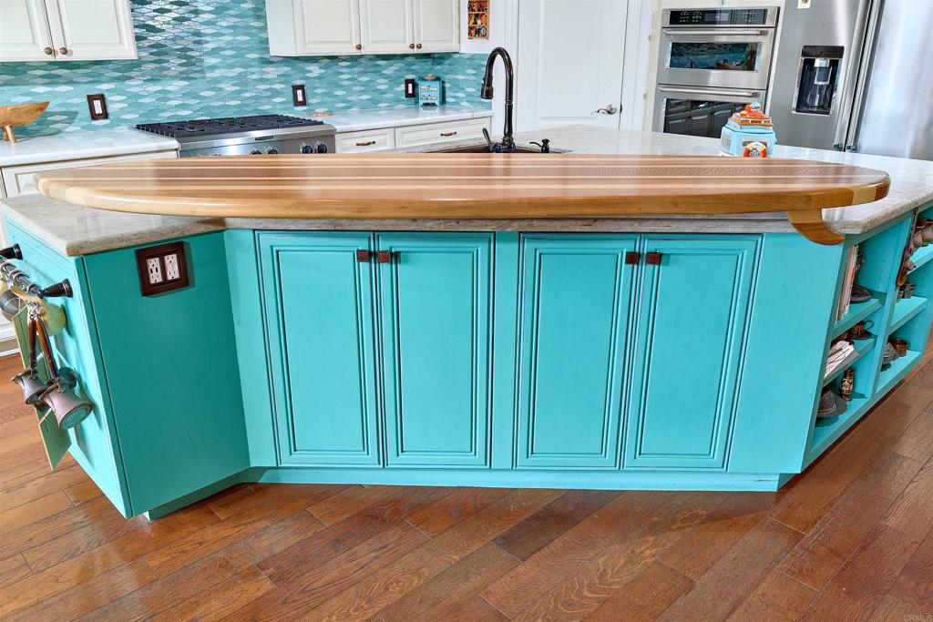 2744 Carlsbad Blvd. 204