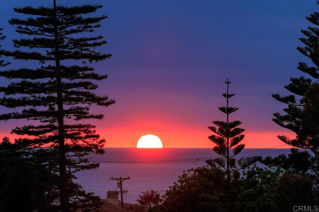 2744 Carlsbad Blvd. 204