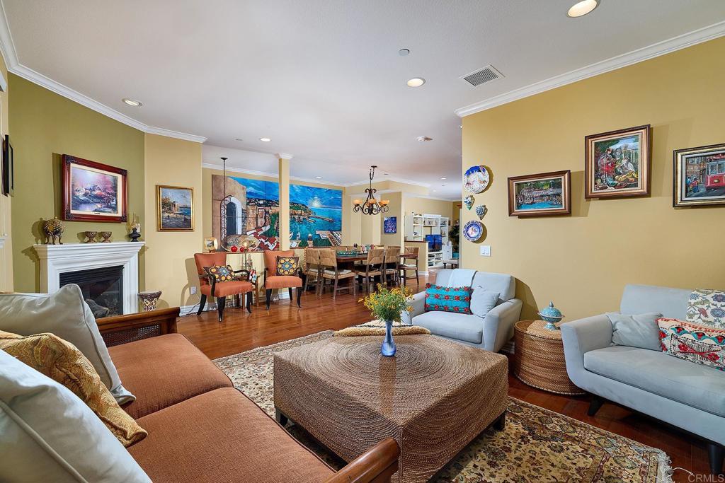 2744 Carlsbad Blvd. 204