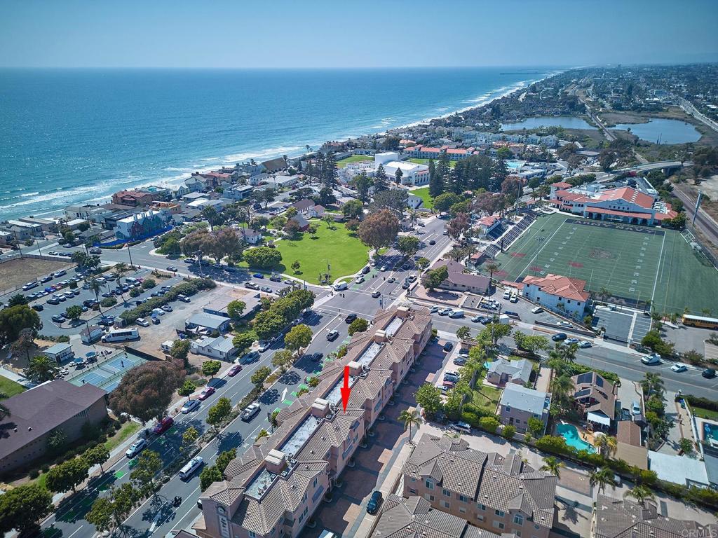 2744 Carlsbad Blvd. 204