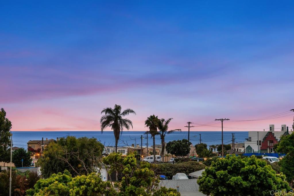 2744 Carlsbad Blvd. 204