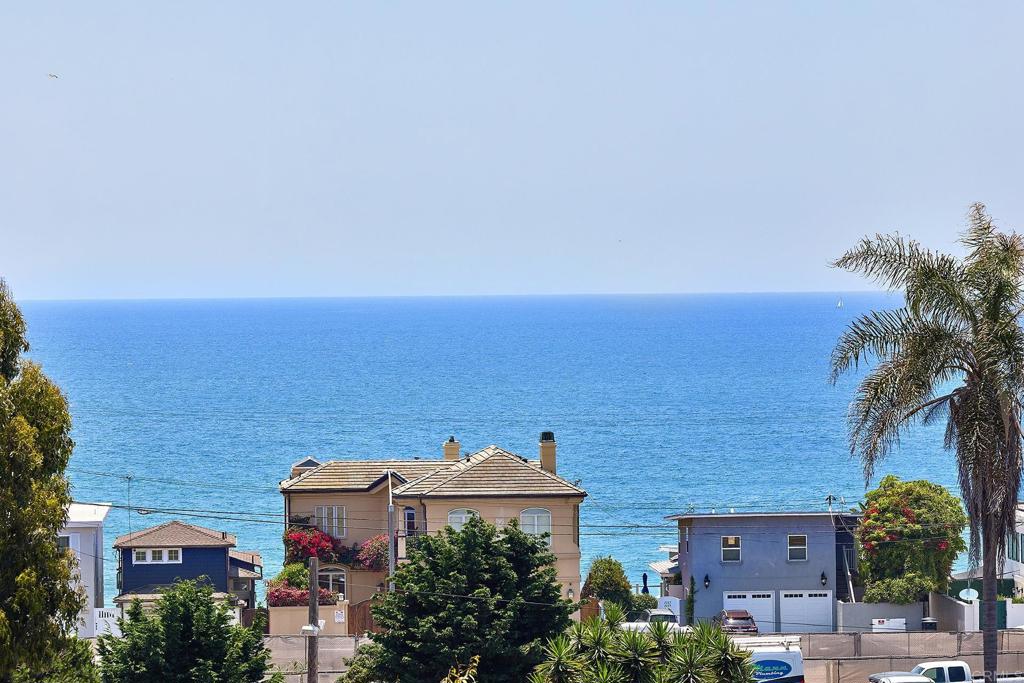 2744 Carlsbad Blvd. 204