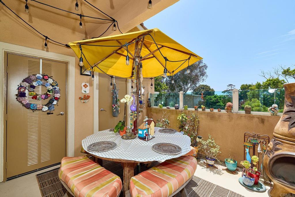 2744 Carlsbad Blvd. 204