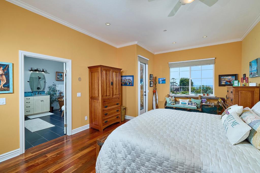 2744 Carlsbad Blvd. 204