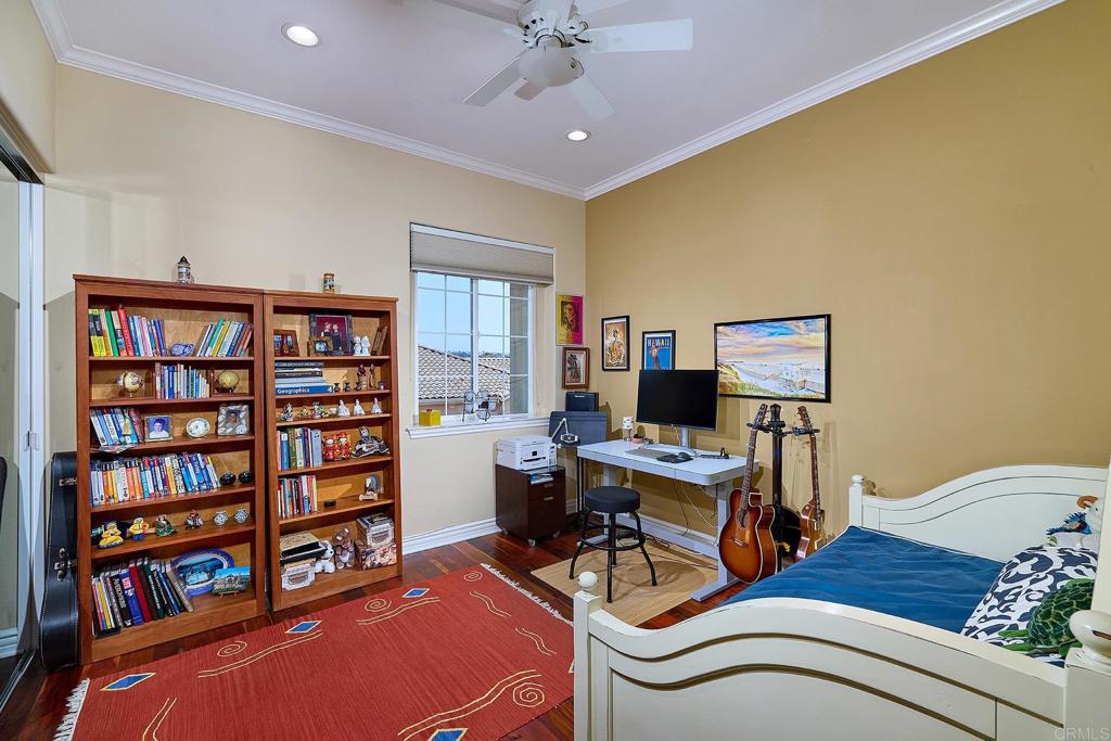 2744 Carlsbad Blvd. 204