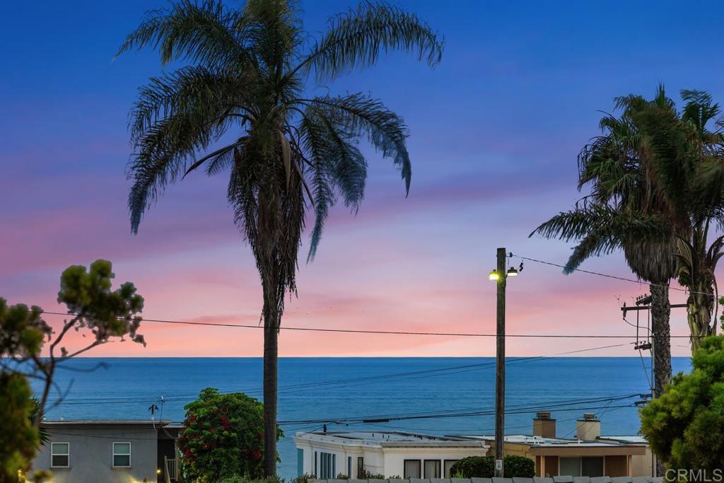 2744 Carlsbad Blvd. 204