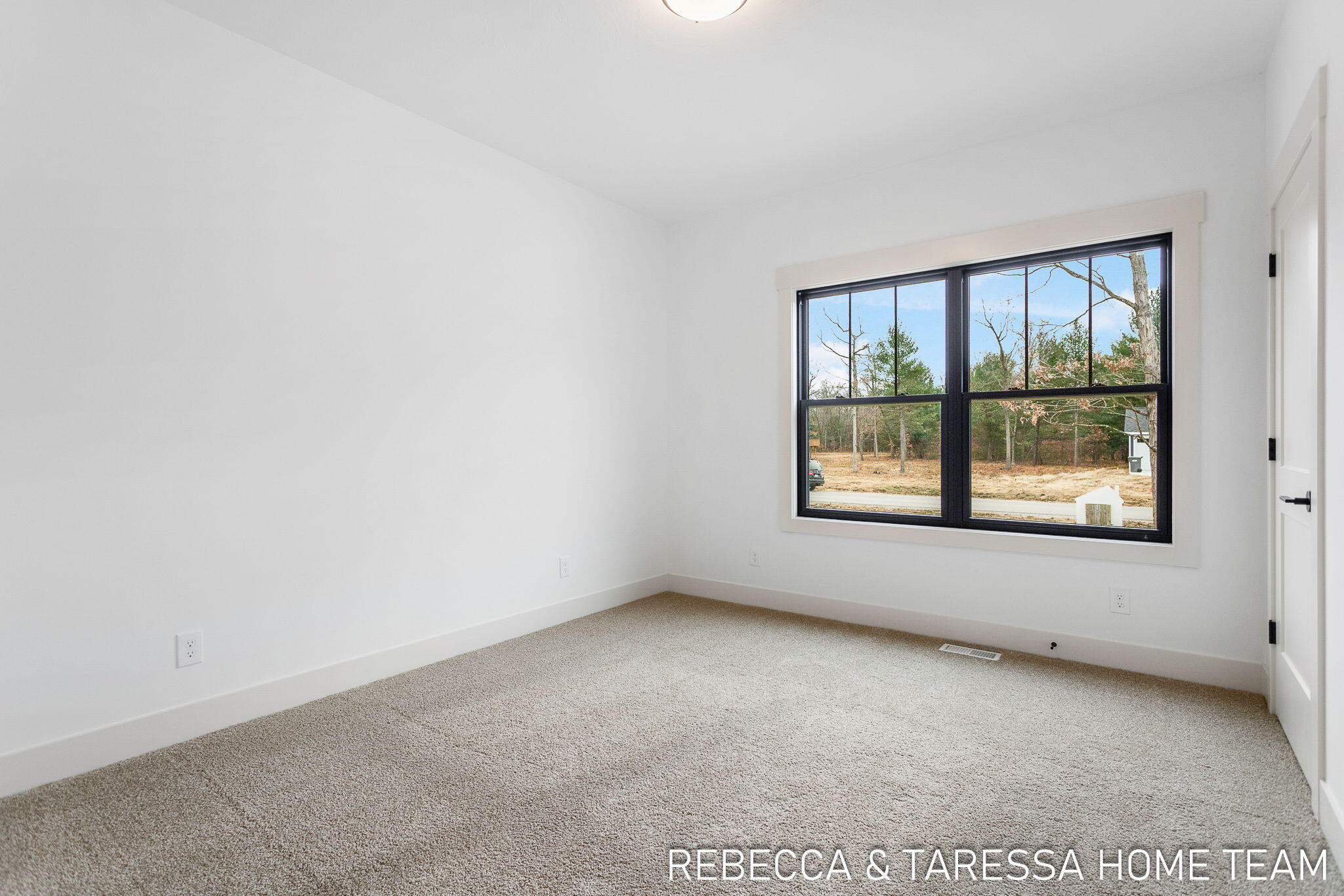 6022 Vesper Drive, #23