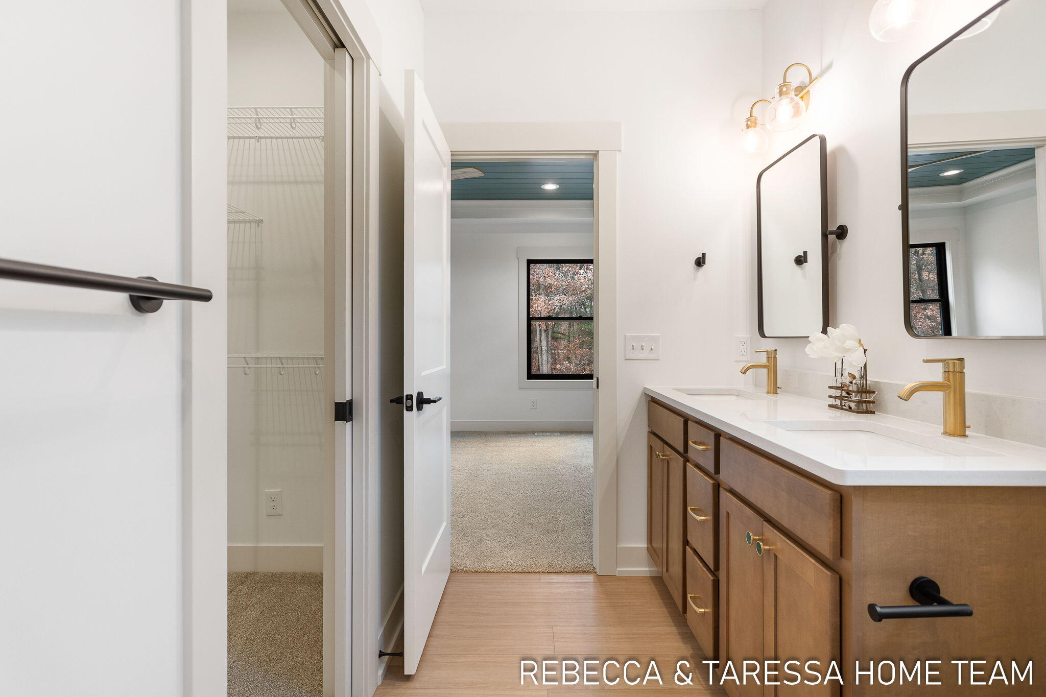 6022 Vesper Drive, #23