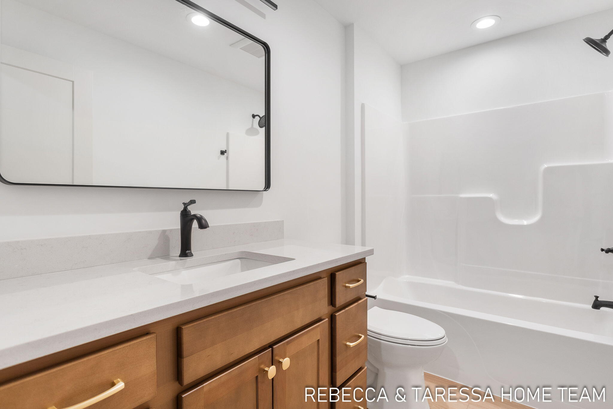 6022 Vesper Drive, #23