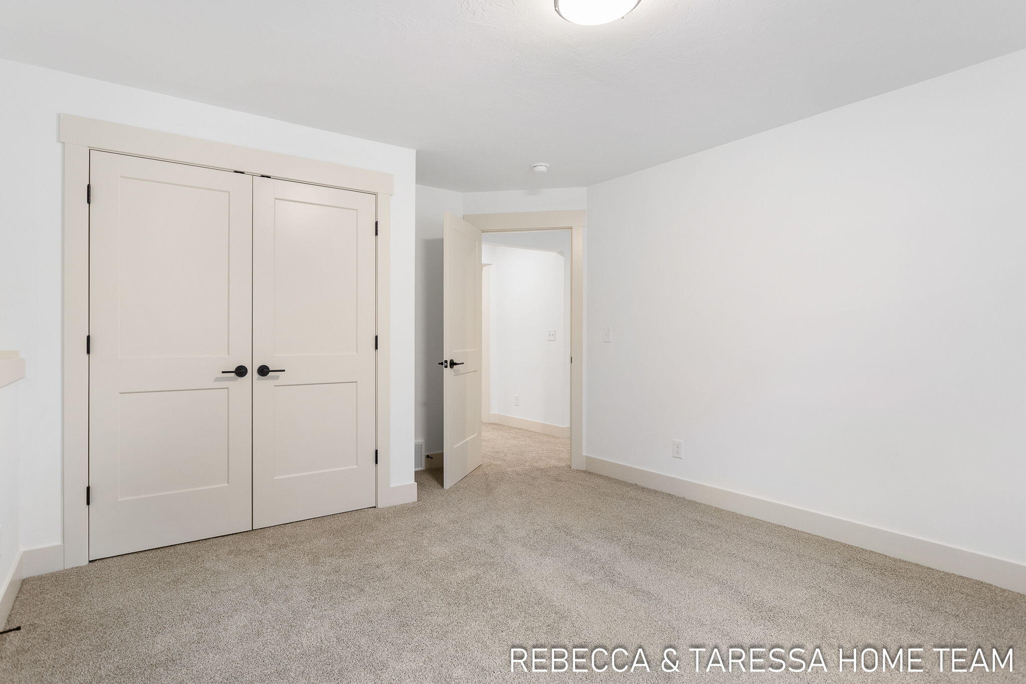 6022 Vesper Drive, #23