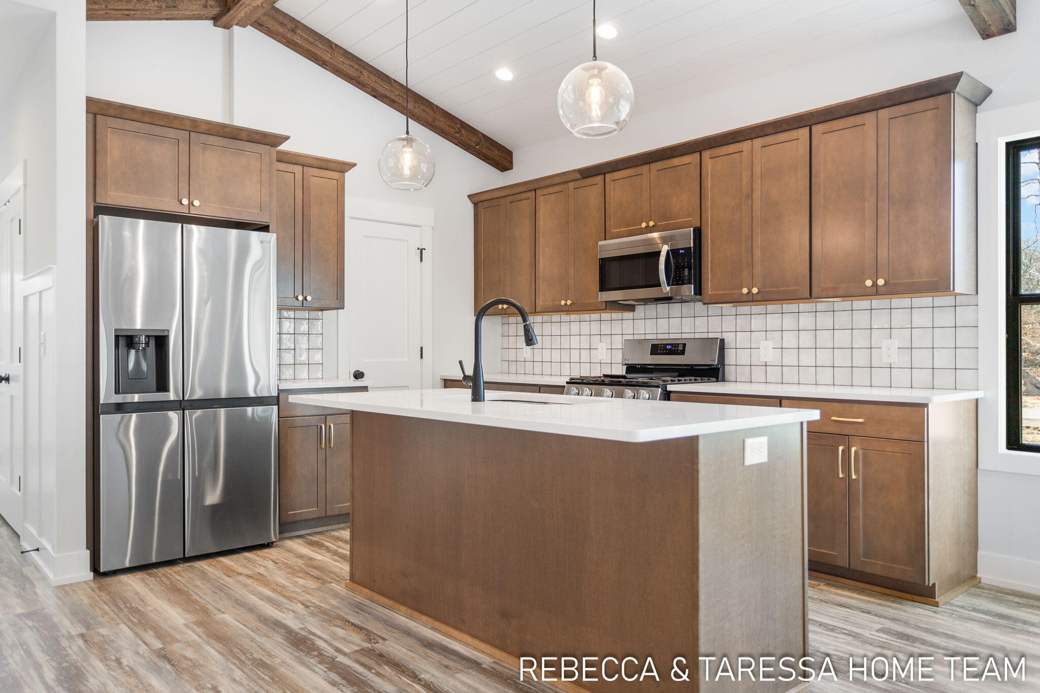 415 Sabine Drive, #27