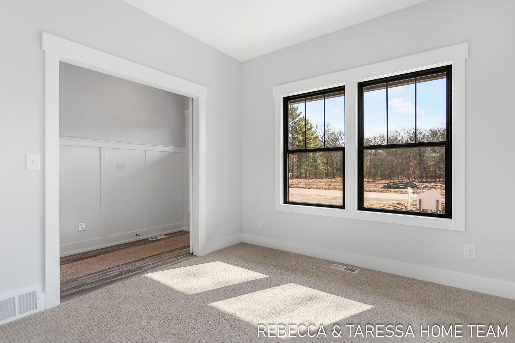 415 Sabine Drive, #27