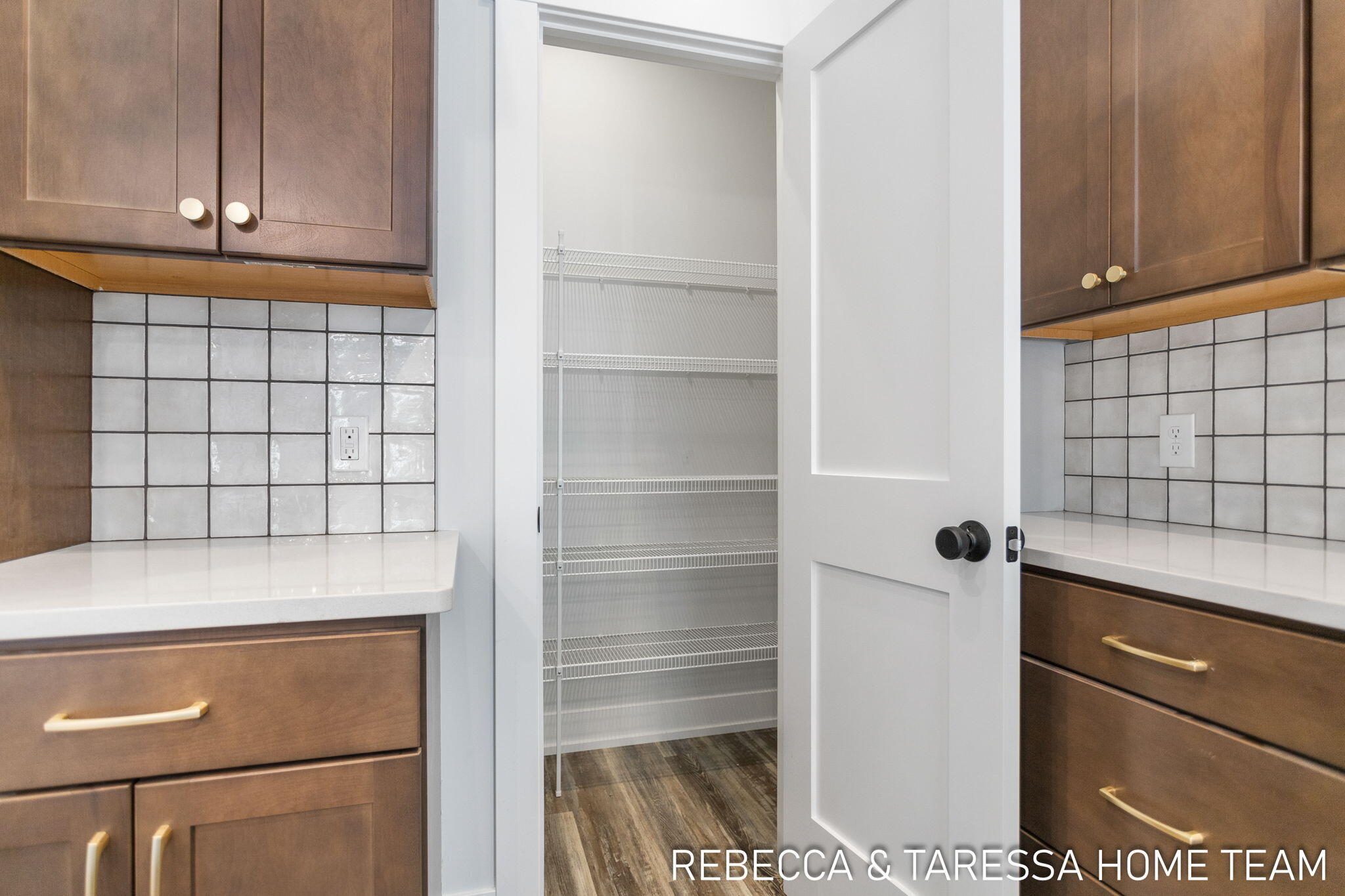 415 Sabine Drive, #27