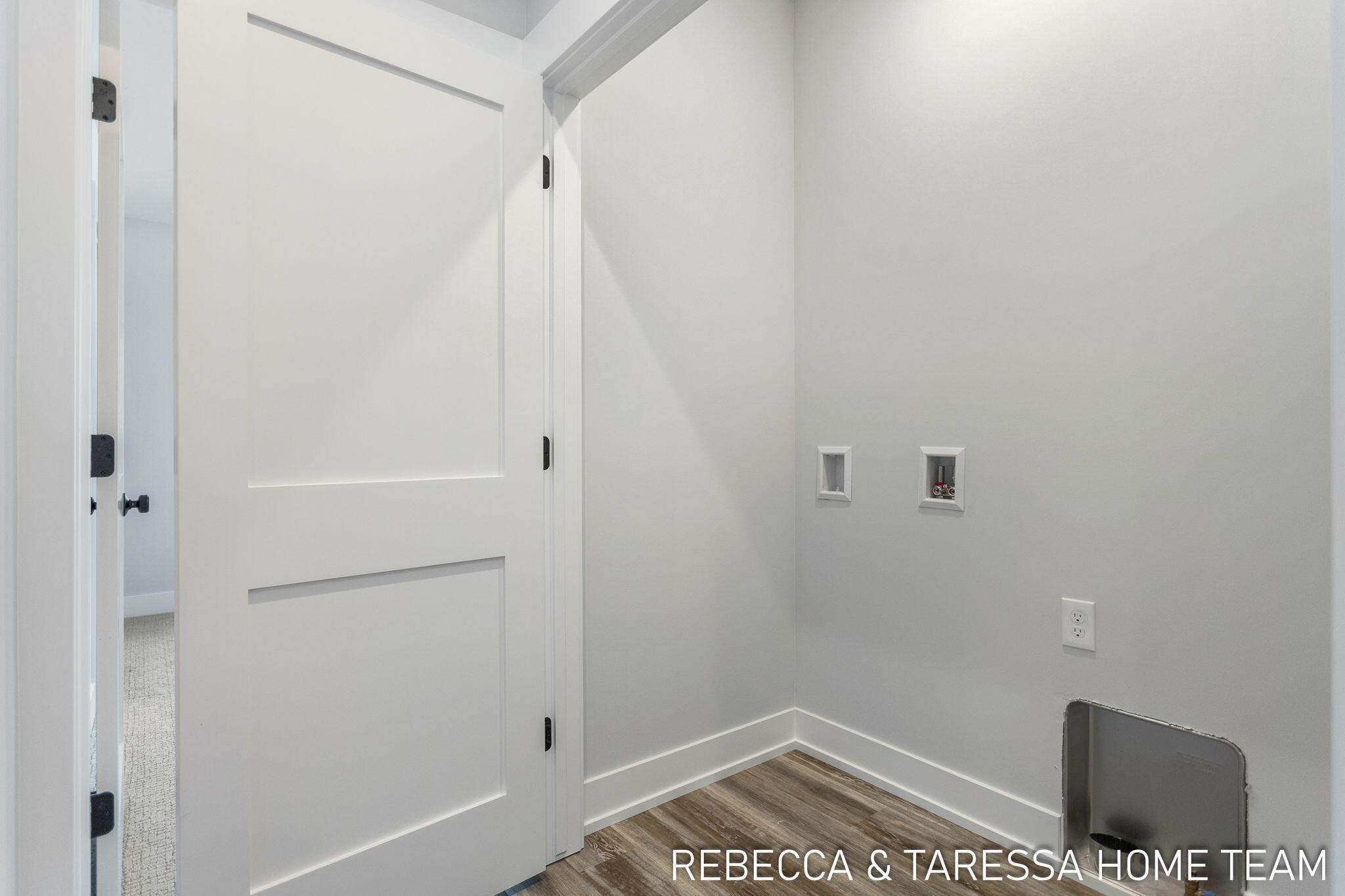 415 Sabine Drive, #27
