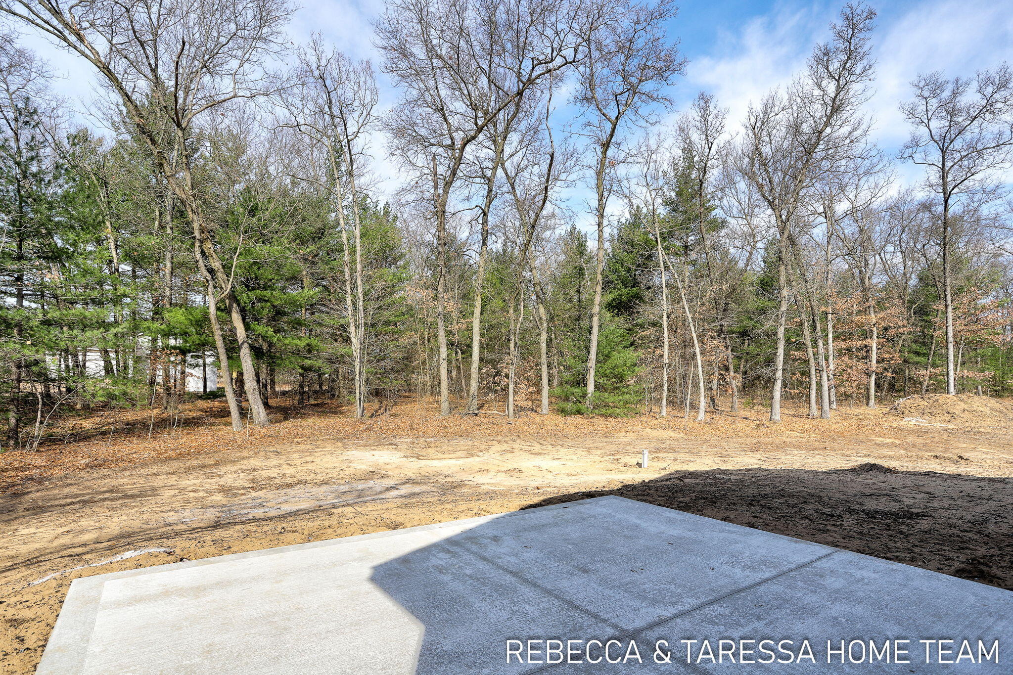 415 Sabine Drive, #27