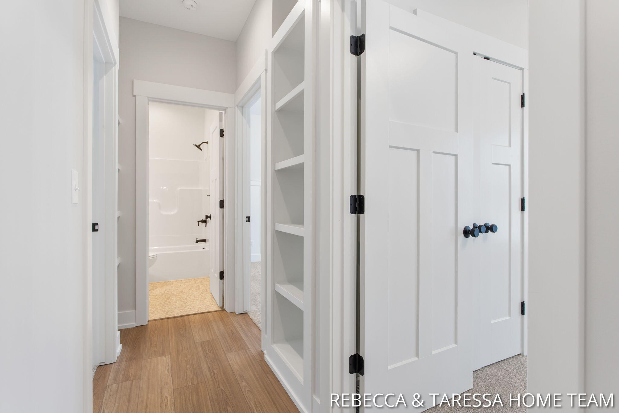 6033 Vesper Drive, 15