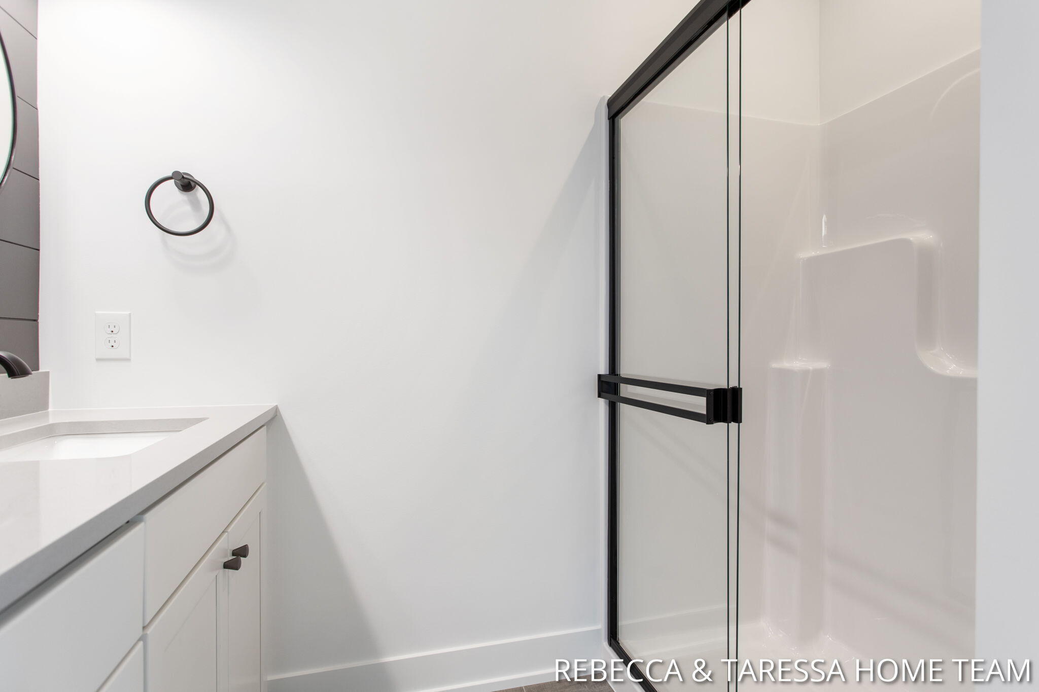 6033 Vesper Drive, 15