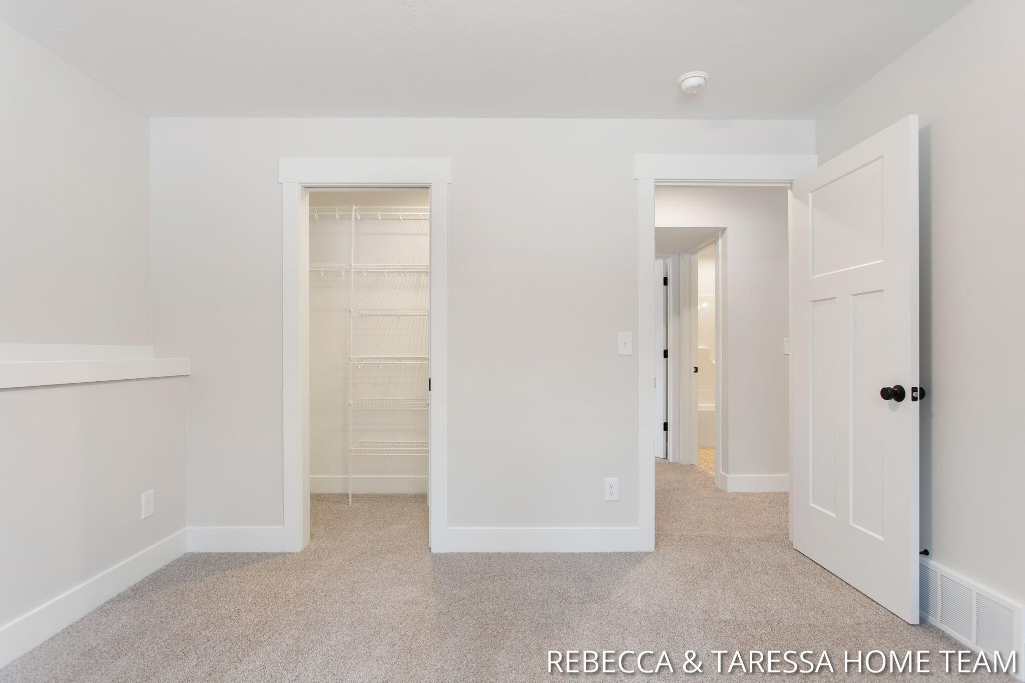 6033 Vesper Drive, 15