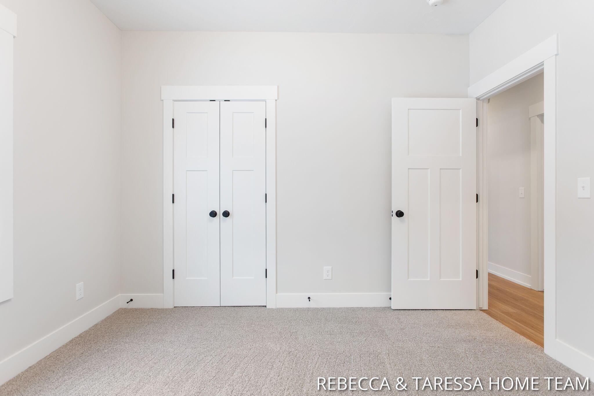 6033 Vesper Drive, 15