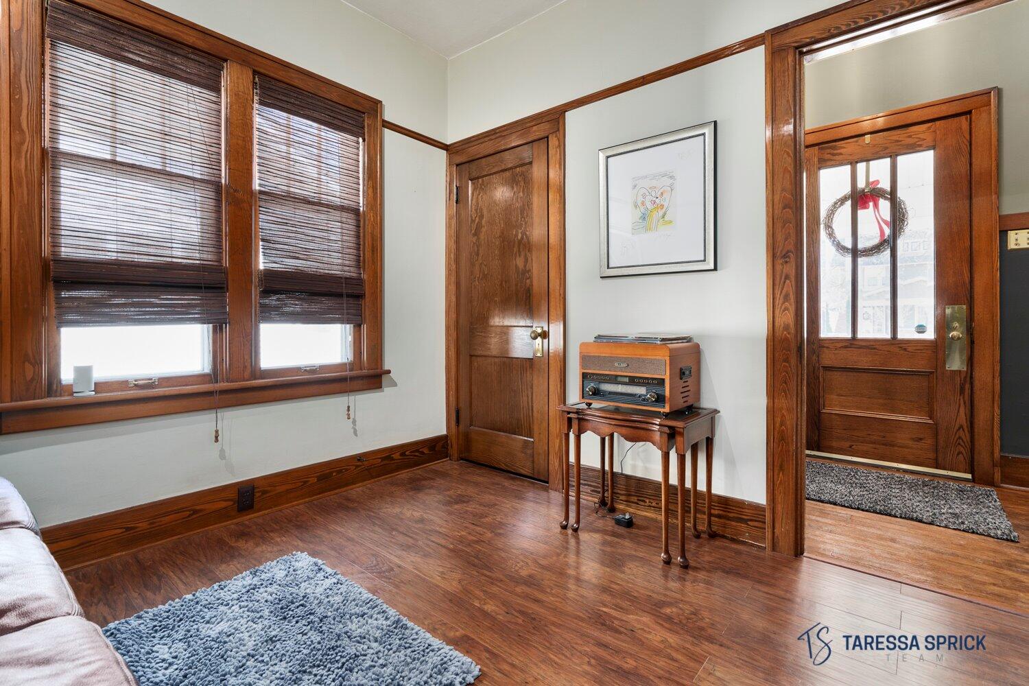 87 W 19th Street
