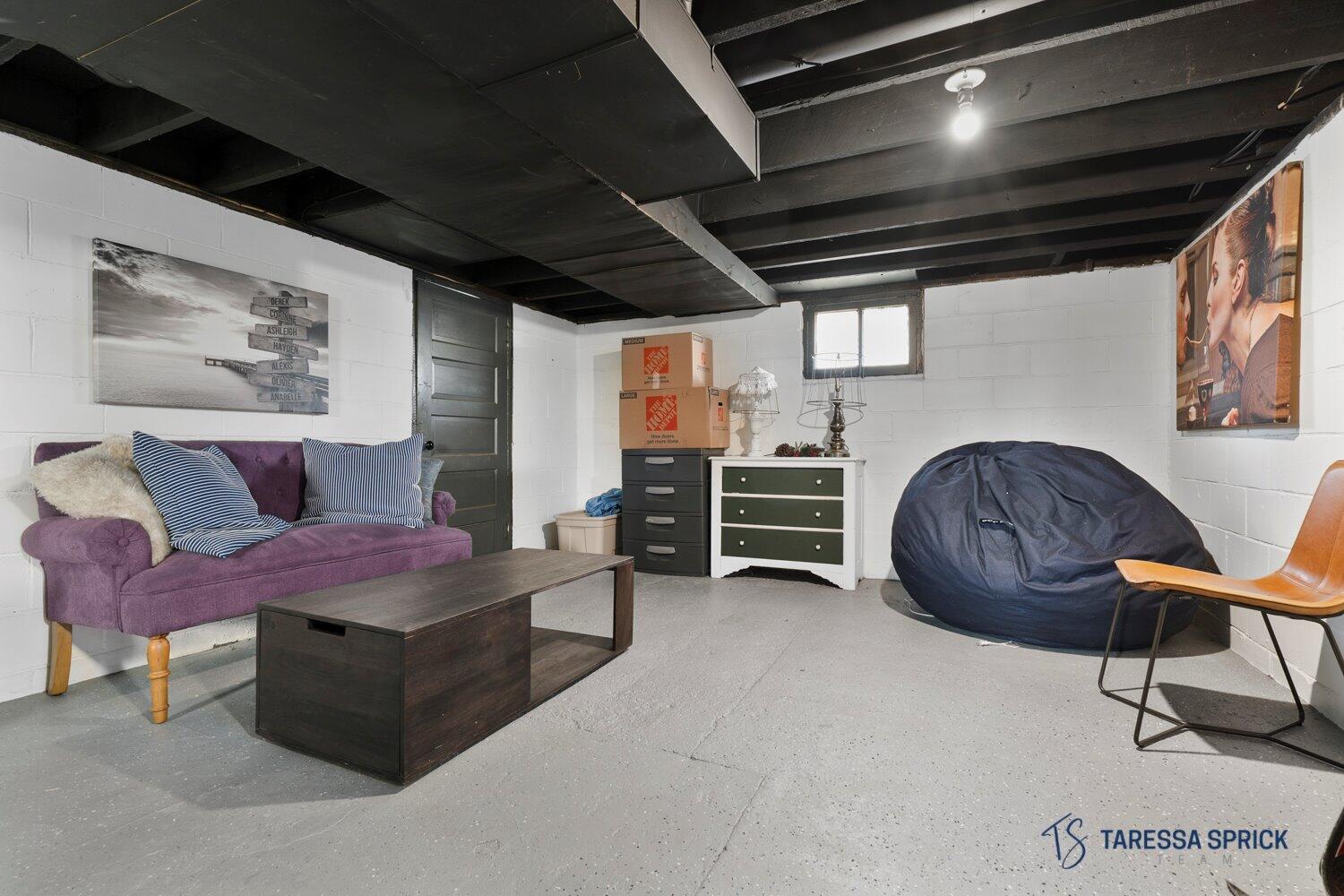 87 W 19th Street