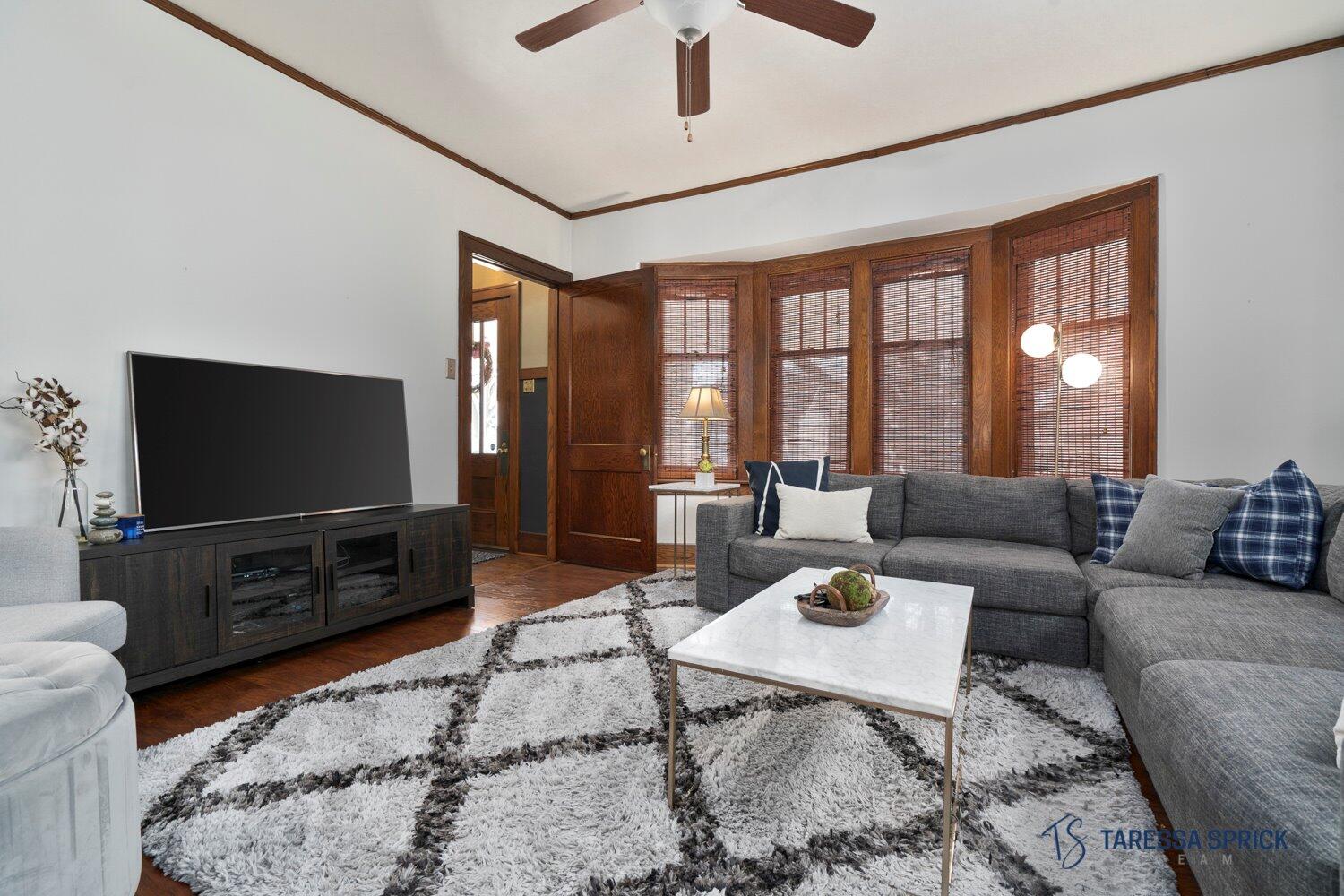 87 W 19th Street