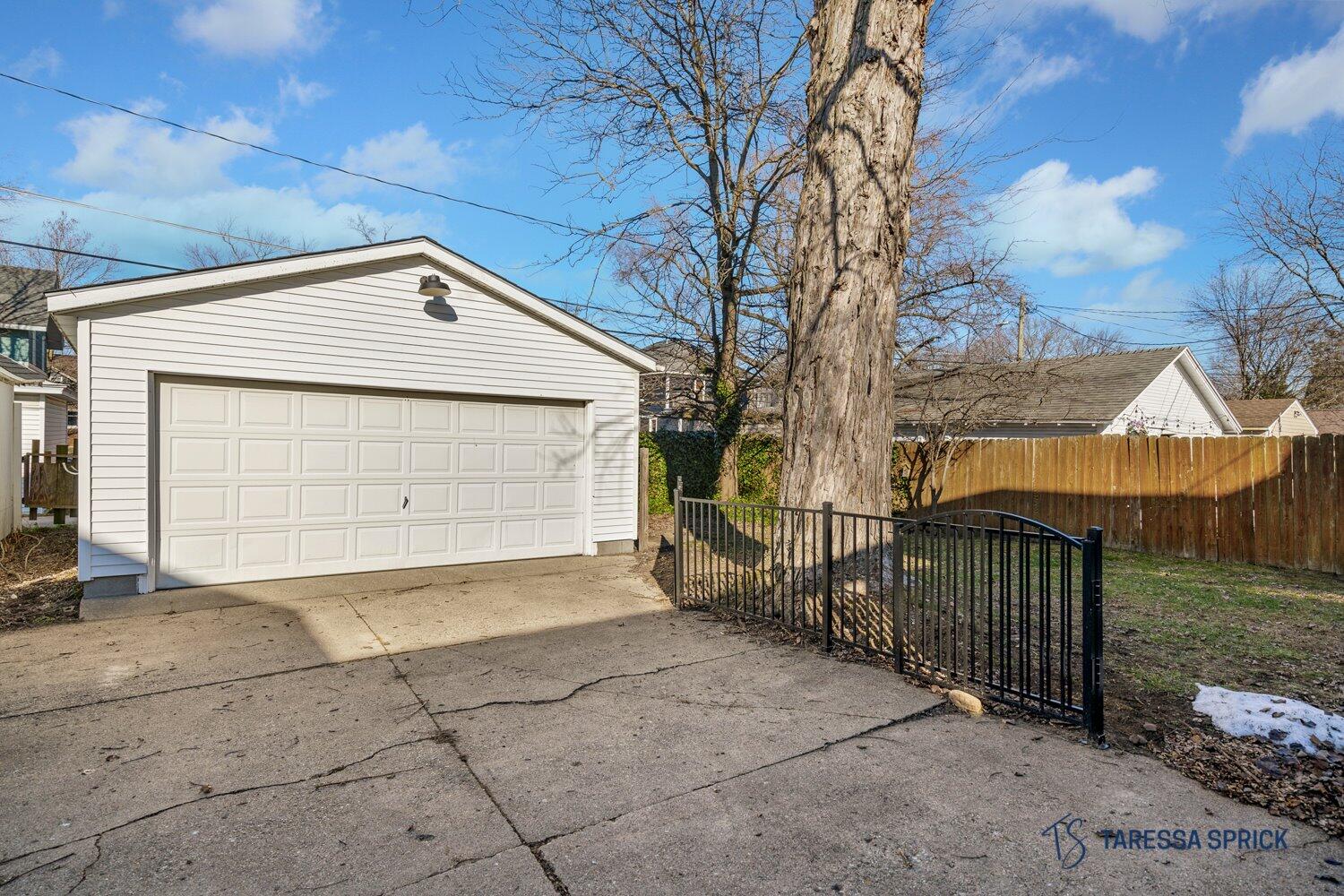 87 W 19th Street