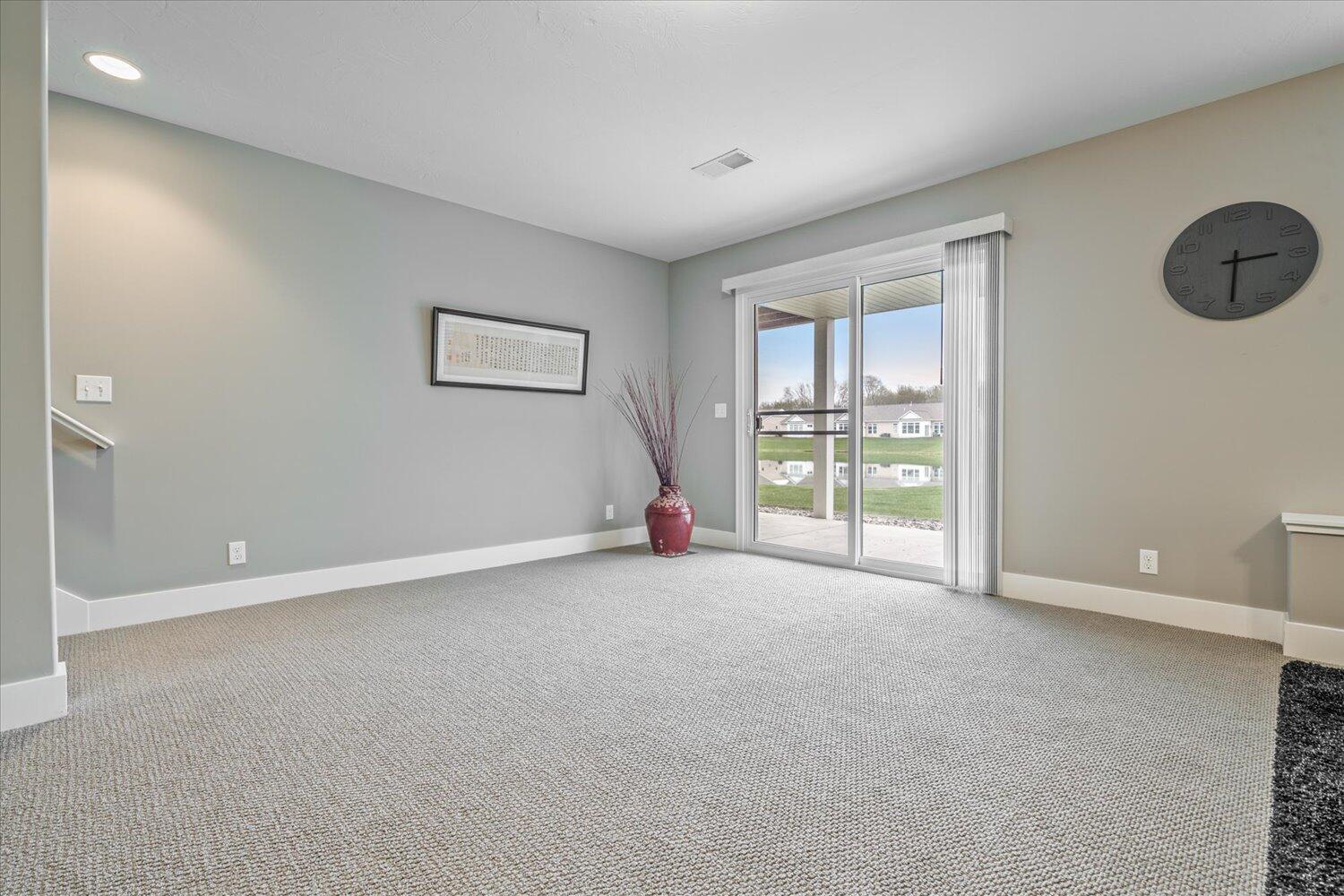 11555 S Lake Drive, 172