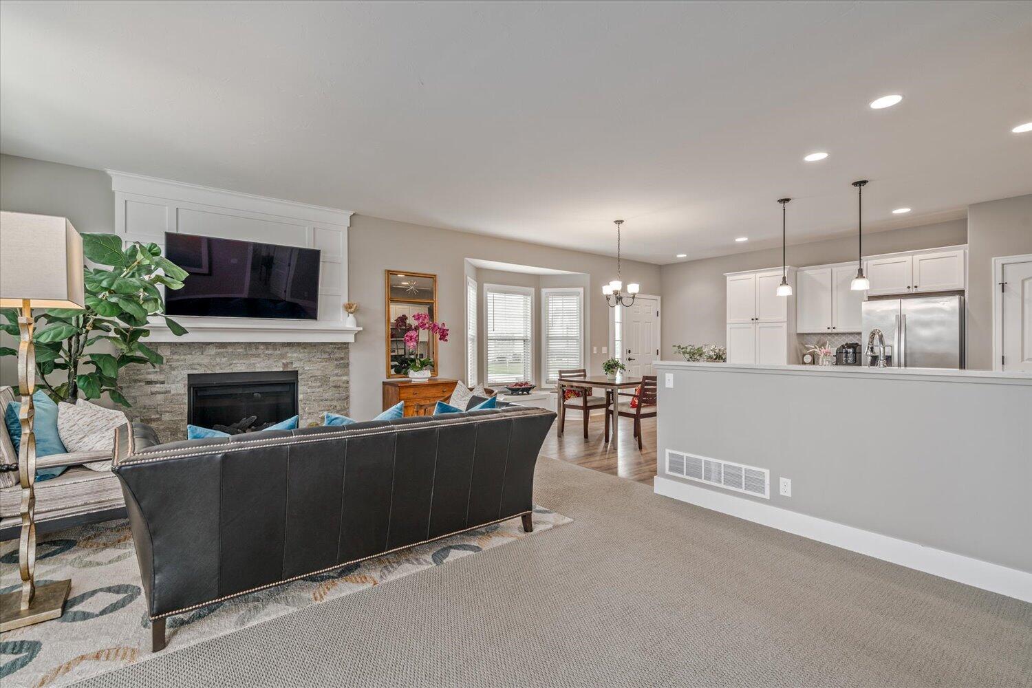 11555 S Lake Drive, 172