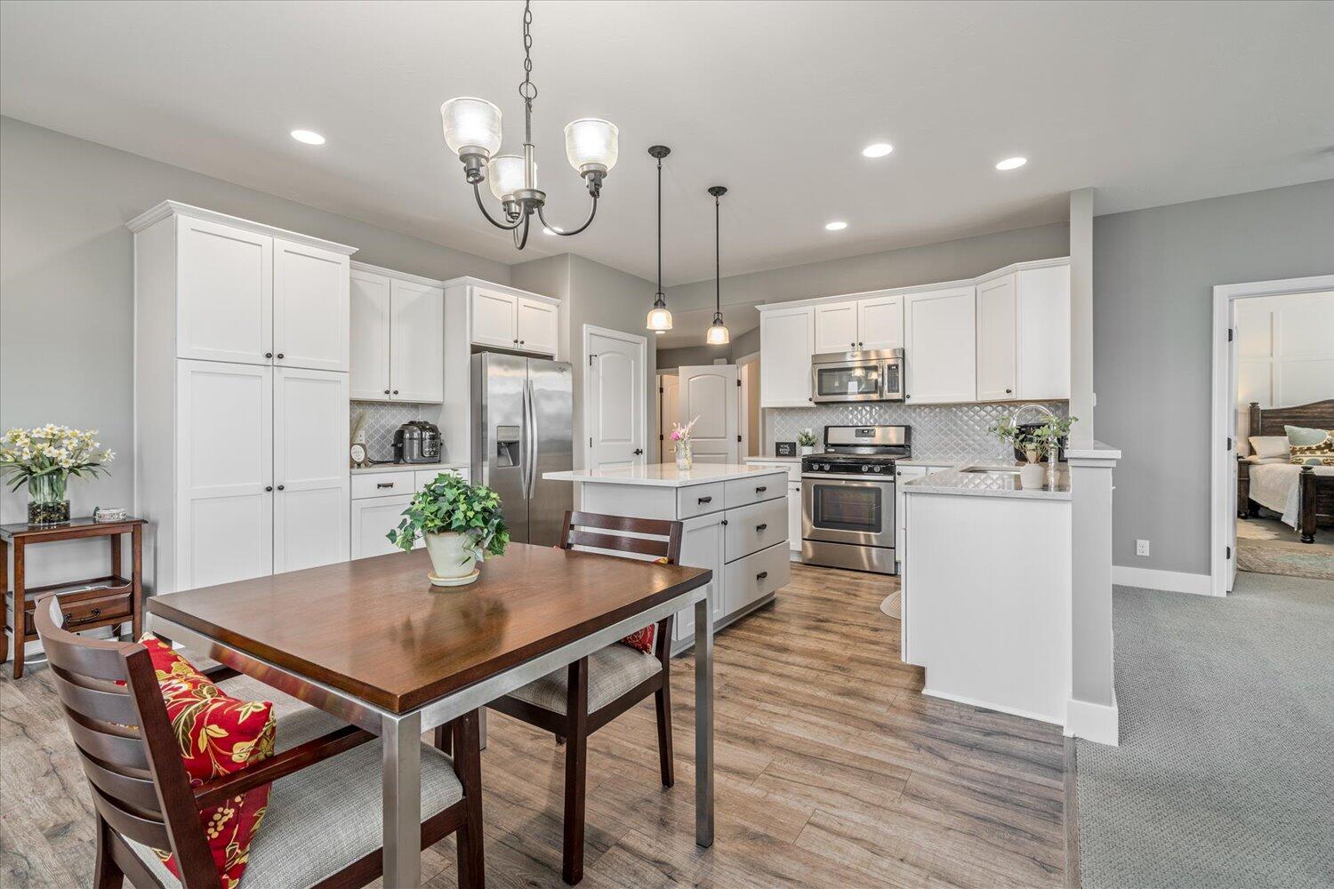 11555 S Lake Drive, 172