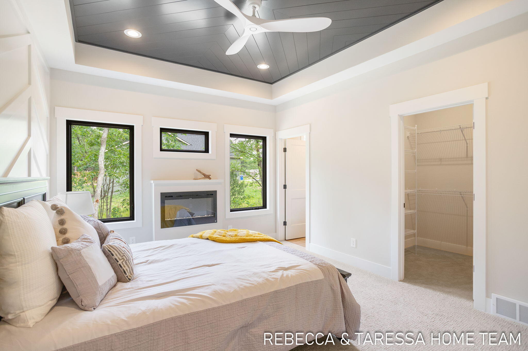6020 Vesper Drive, #22